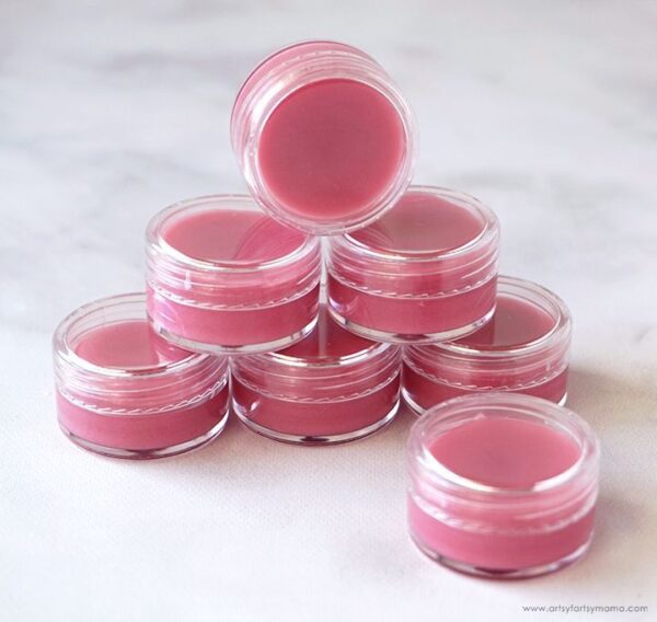 429812358212332050 LEVRES ROSES